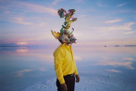 Enrique Ramrez, El diablo, 2011. Tirage lambda contrecoll sur dibond 95  120 cm. Courtesy de lartiste et Michel Rein, Paris/Brussels